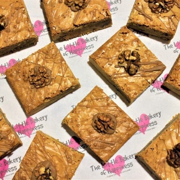 COFFEE AND WALNUT GLUTEN-FREE BLONDIES