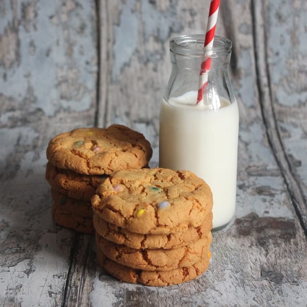 CHUNKY GLUTEN-FREE CHOCOLATE BEAN COOKIES