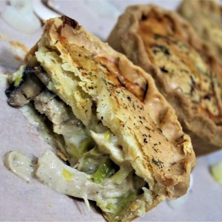 A gluten-free chicken pie made with our gluten-free savoury shortcrust pastry mix